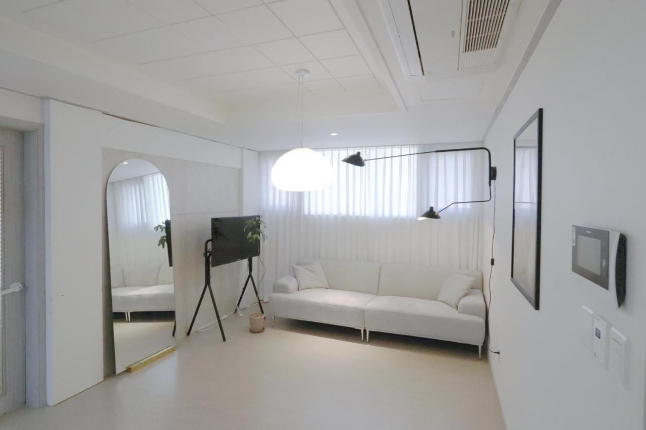 Lovely House Hongdae Apartment Seoul Exterior photo