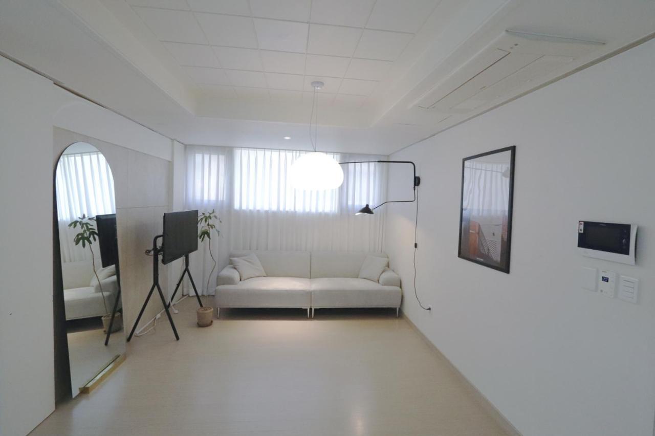 Lovely House Hongdae Apartment Seoul Exterior photo