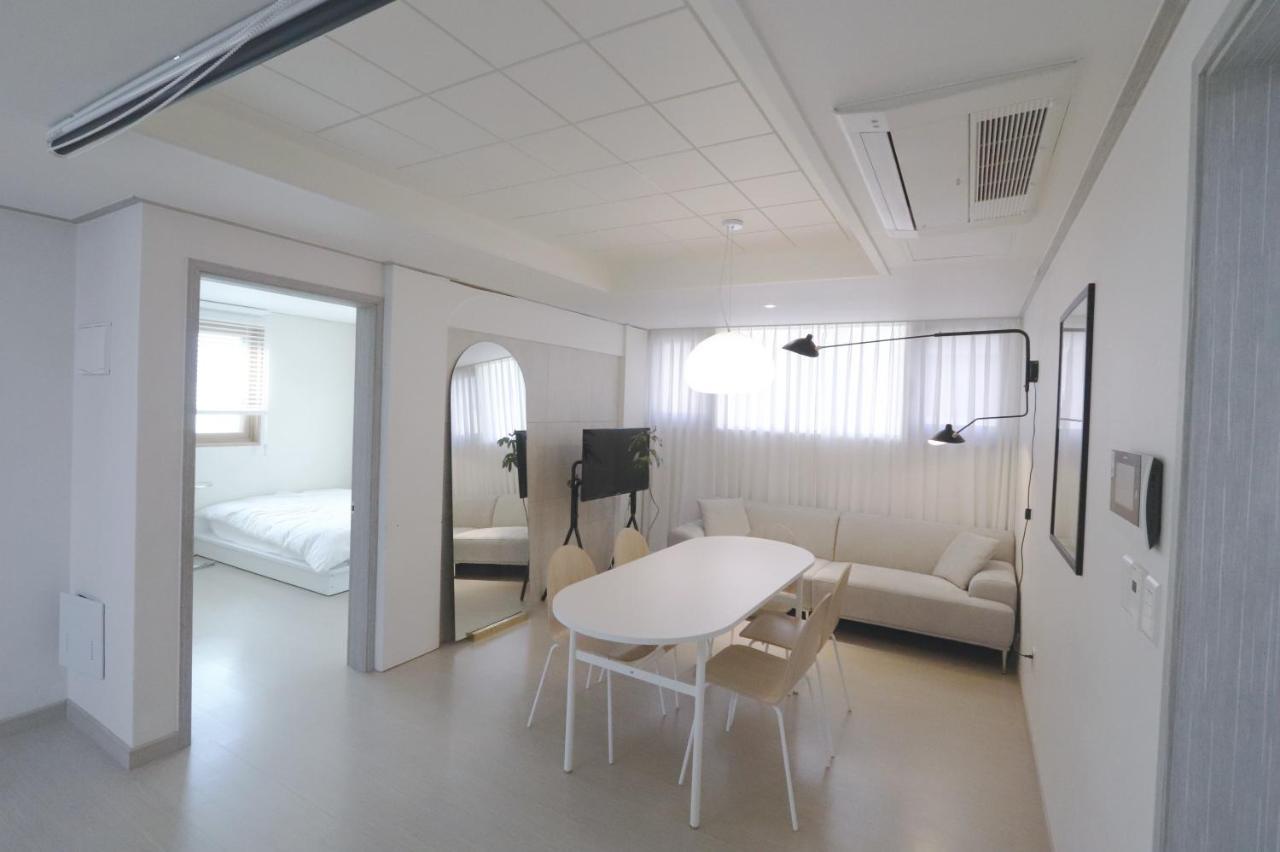 Lovely House Hongdae Apartment Seoul Exterior photo